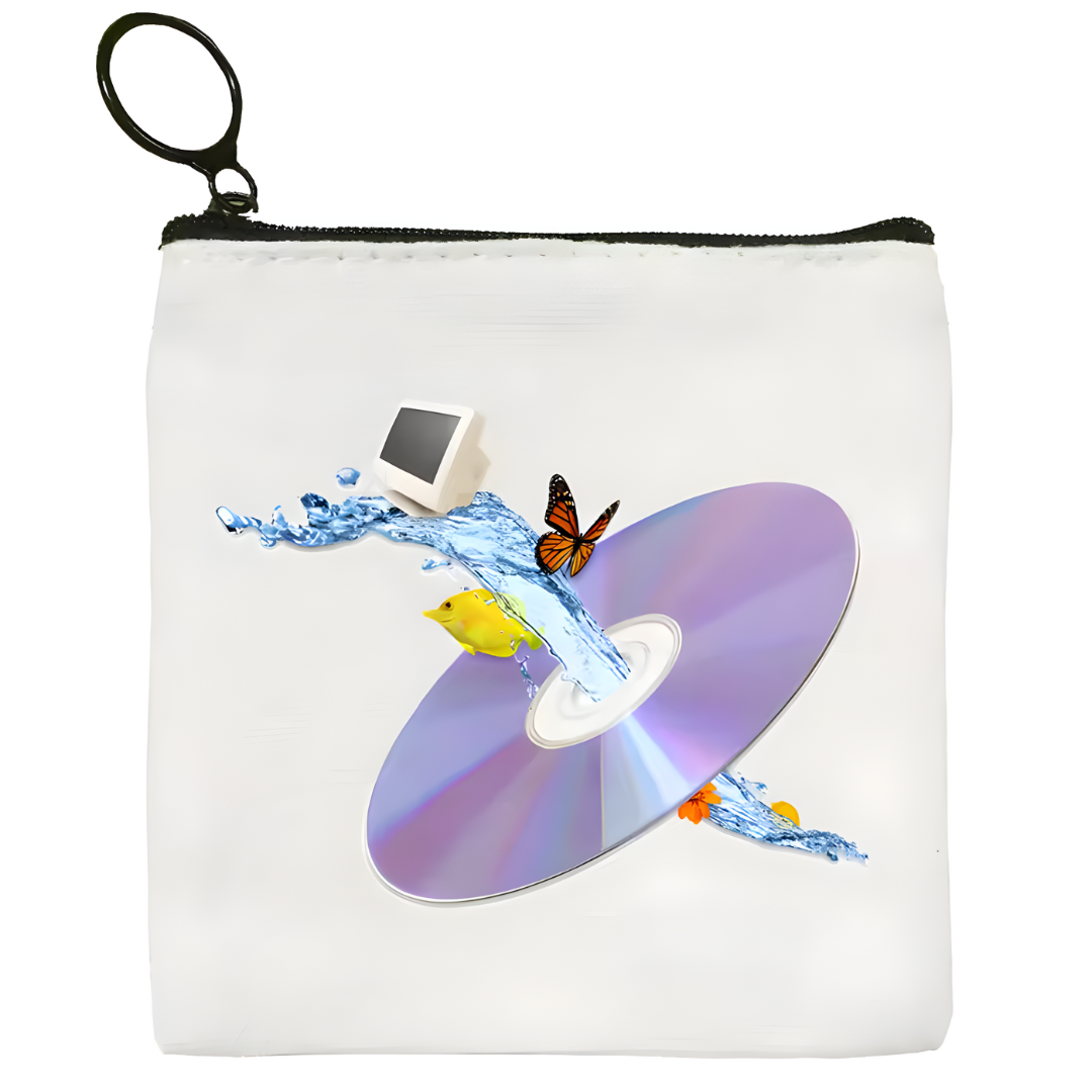 Monedero con CD decorado con peces, agua y televisor antiguo